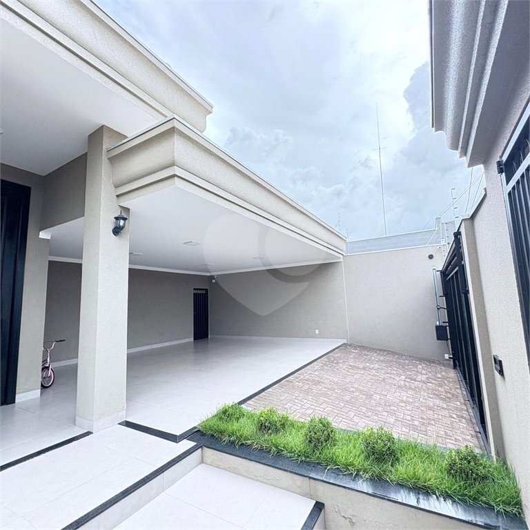 Casa à venda com 3 suítes em Jardim Bom Jesus, Inocência, MS
