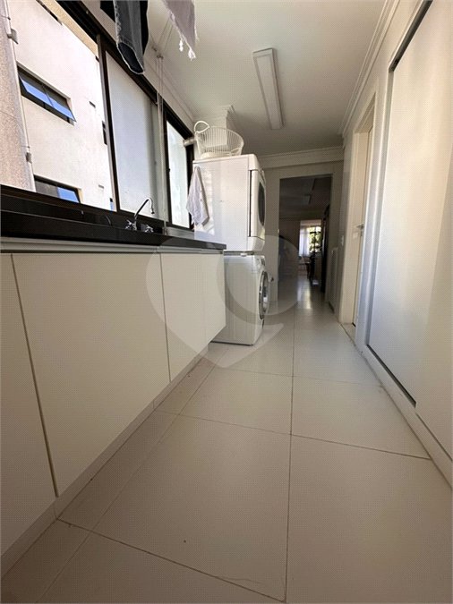 Apartamento para alugar com 3 quartos, sendo 2 suítes, em Moema, São Paulo, SP