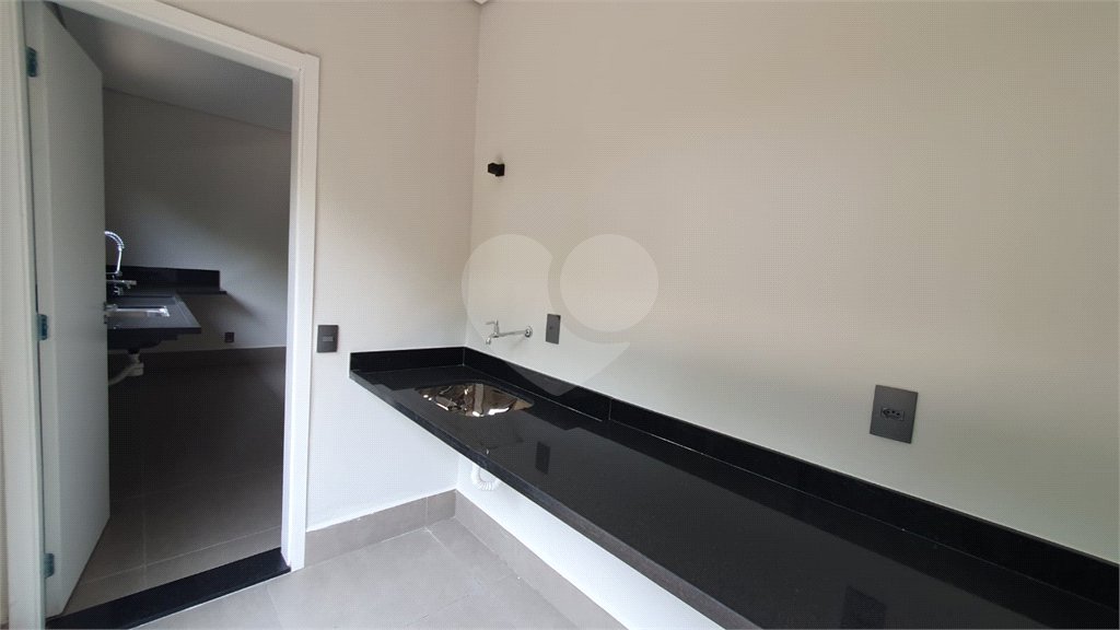 Casa à venda com 4 suítes no condomínio Residencial San Vitale, Bragança Paulista - SP