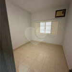 Casa à venda com 3 quartos, sendo 1 suíte, em Jardim Santa Marta, Cuiabá, MT