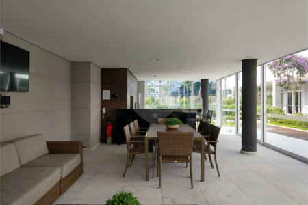 Apartamento à venda com 3 suítes em Vila Anastácio, São Paulo, SP