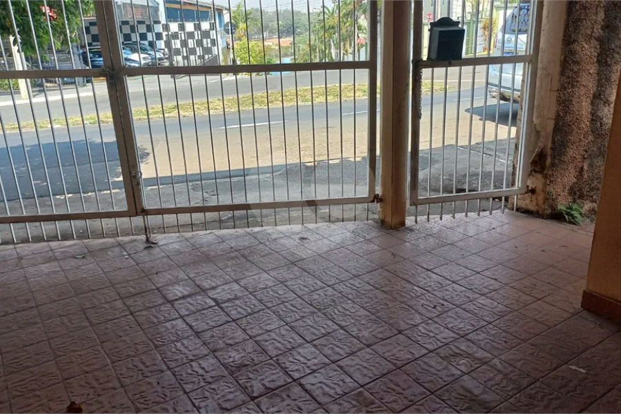 Casa à venda na Avenida Rio das Pedras - Piracicaba/SP