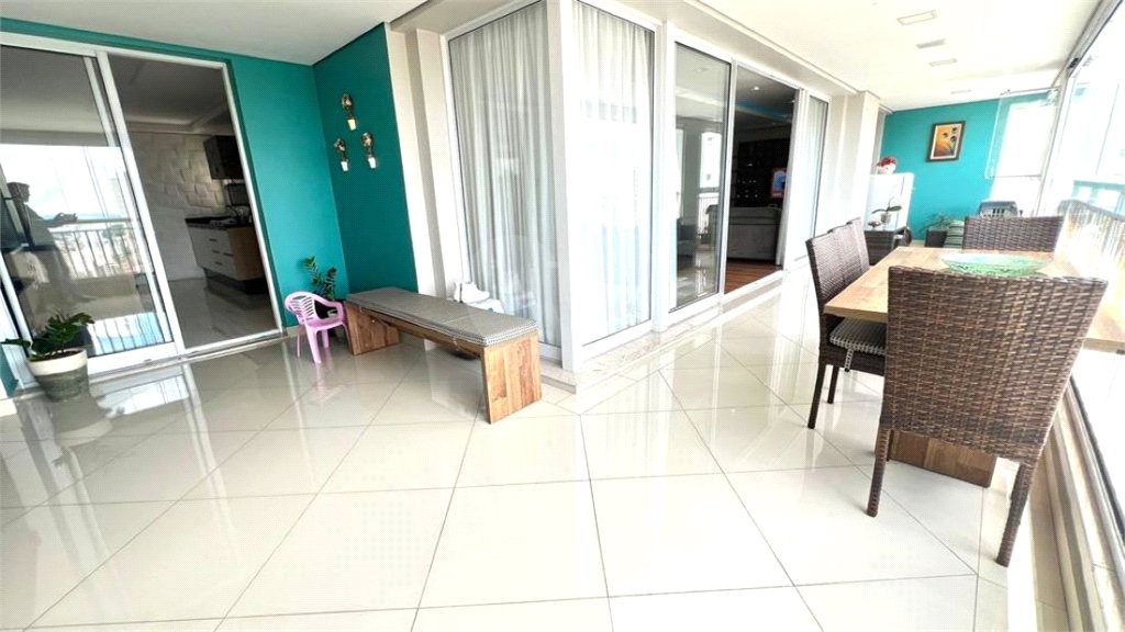 Apartamento à venda com 3 suítes em Jardim Monte Kemel, São Paulo, SP