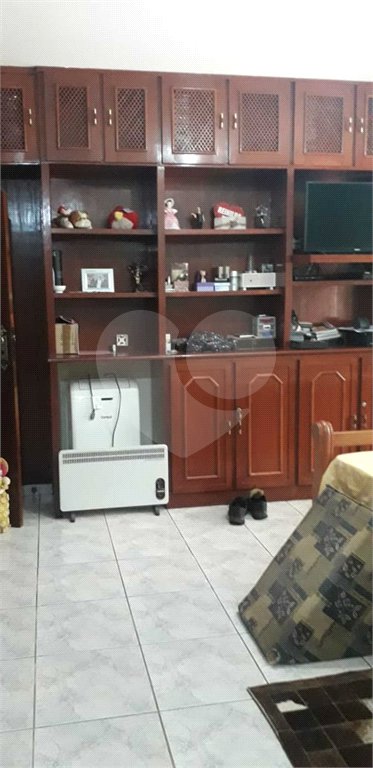 Casa à venda com 4 quartos, sendo 2 suítes,  no condomínio Gleba II, Mairiporã - SP