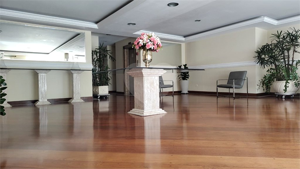 Apartamento à venda com 3 quartos, sendo 1 suíte, em Vila Augusta, Guarulhos, SP