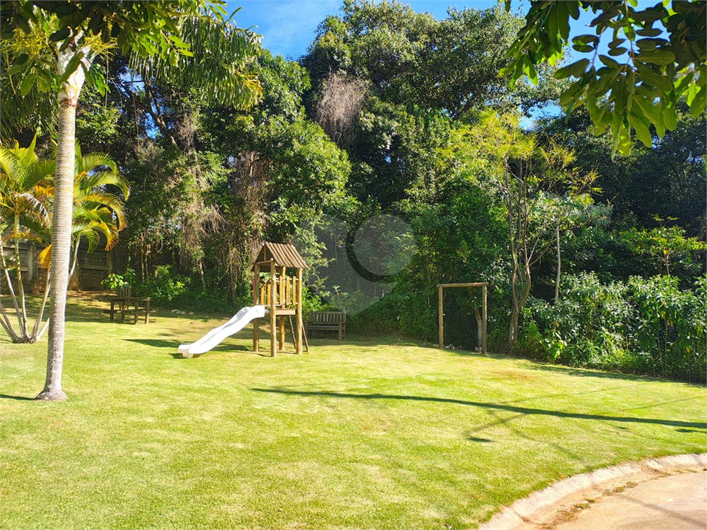 Terreno à venda no condomínio Quinta dos Lagos, Jundiaí - SP