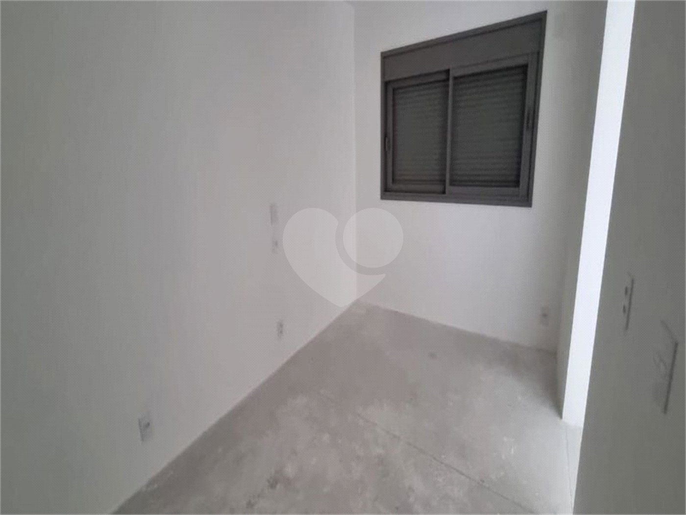 Apartamento à venda com 3 suítes em Moema, São Paulo, SP
