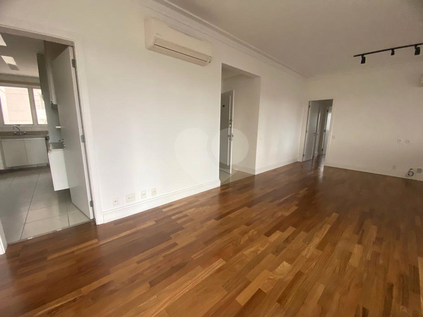 Apartamento para alugar com 3 suítes em Itaim Bibi, São Paulo, SP