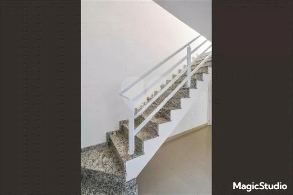 Apartamento com 2 dormitórios , sendo 1 suíte , 1 vaga , á venda na Vila Humaitá em Santo André.