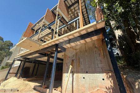 Casa à venda com 4 suítes no condomínio Reserva Cantareira, São Paulo - SP