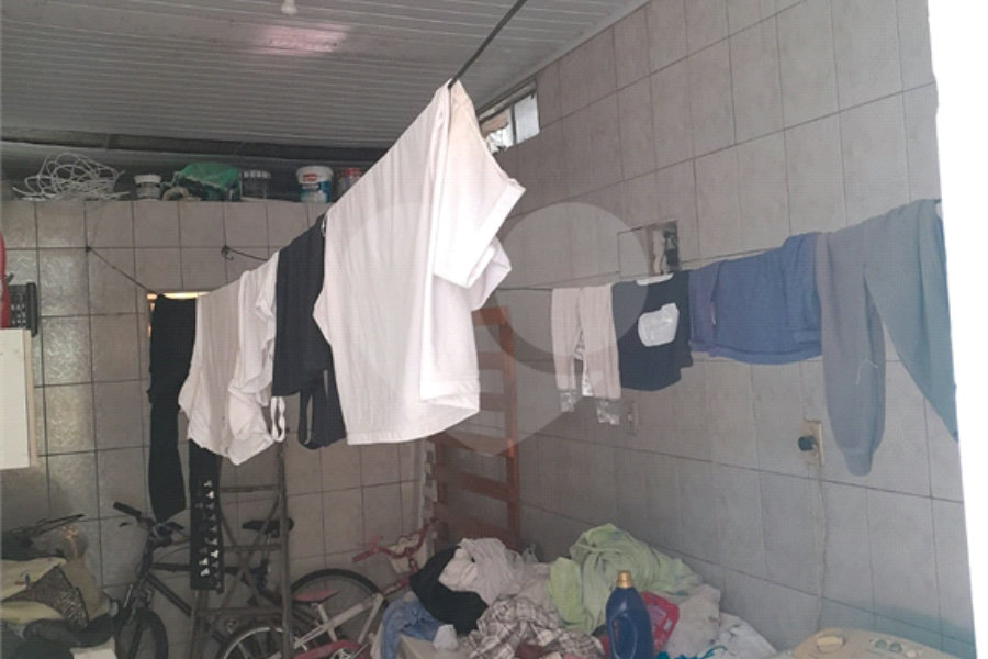 Sobrado à venda com 6 quartos, sendo 1 suíte, em Vila Maria Alta, São Paulo, SP