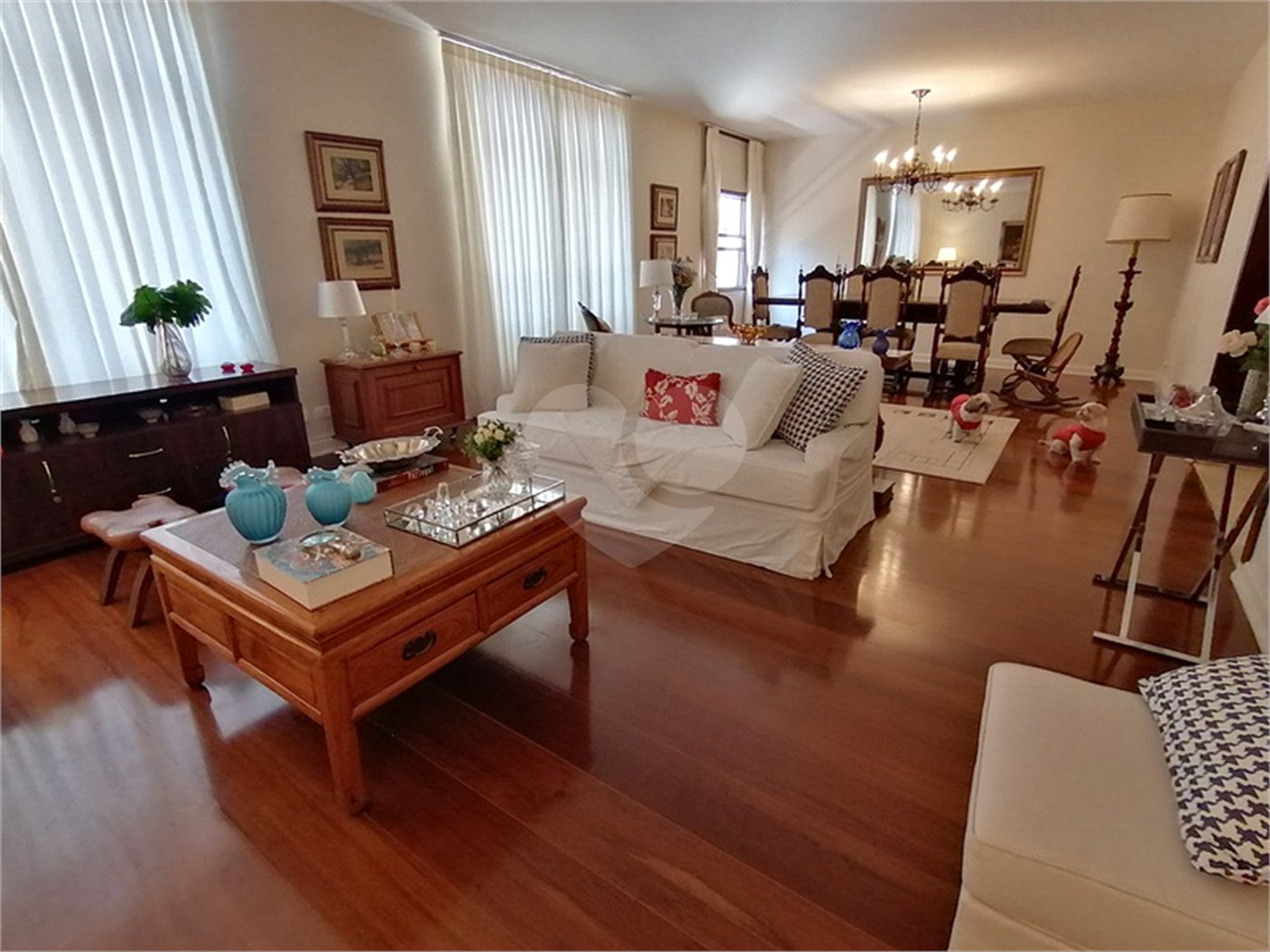Apartamento à venda com 3 quartos, sendo 1 suíte, em Jardim Paulista, São Paulo, SP