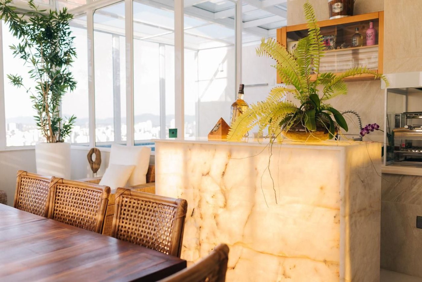 Cobertura Duplex 4 suítes, porteira fechada, piscina privativa e acabamentos exclusivos, em Santos