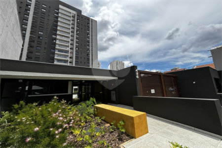 Apartamento à venda com 3 suítes em Vila Romana, São Paulo, SP