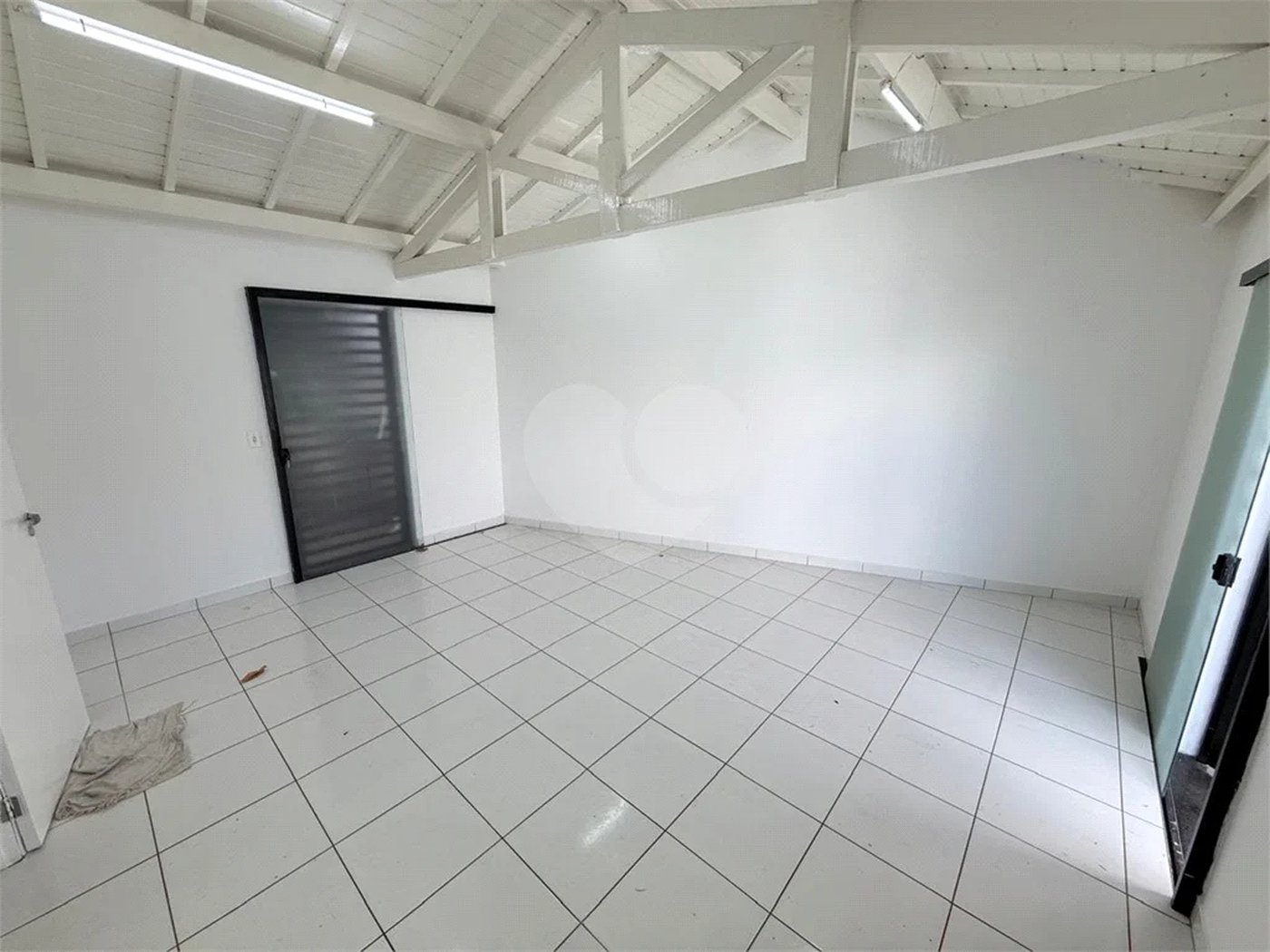 Prédio Comercial de Alto Padrão em Localização Nobre