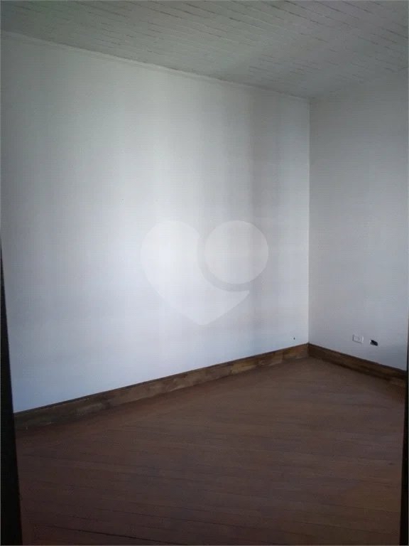Imóvel Comercial com 6 Quartos e 2 banheiros à Venda, 445 m²