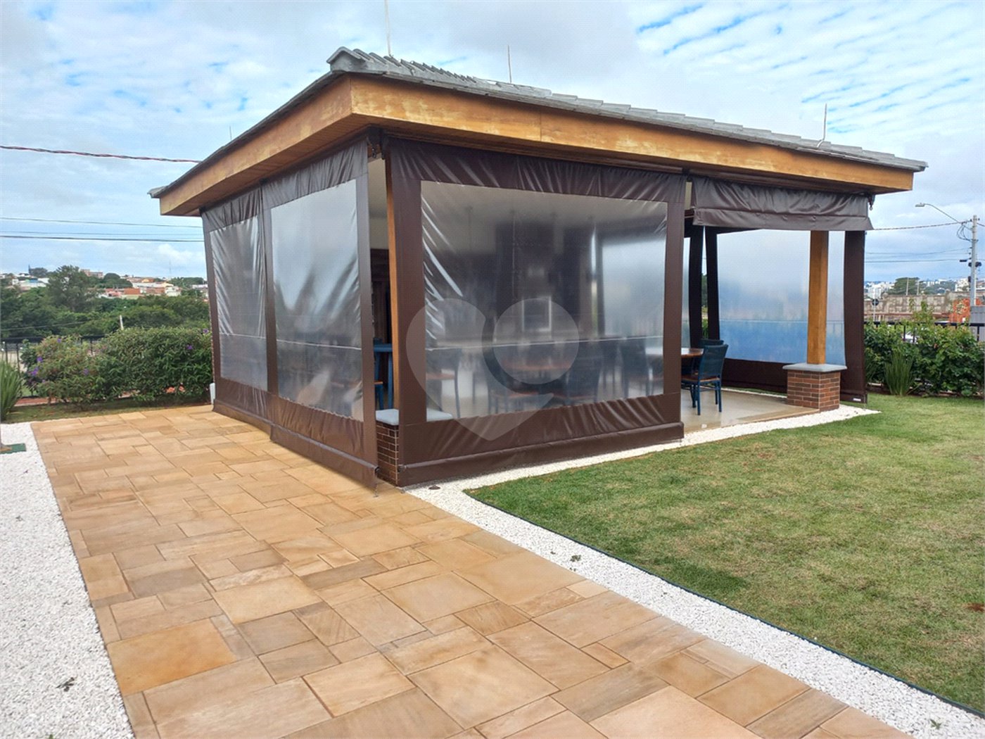 Casa à Venda no Condomínio Parque Faber IV
