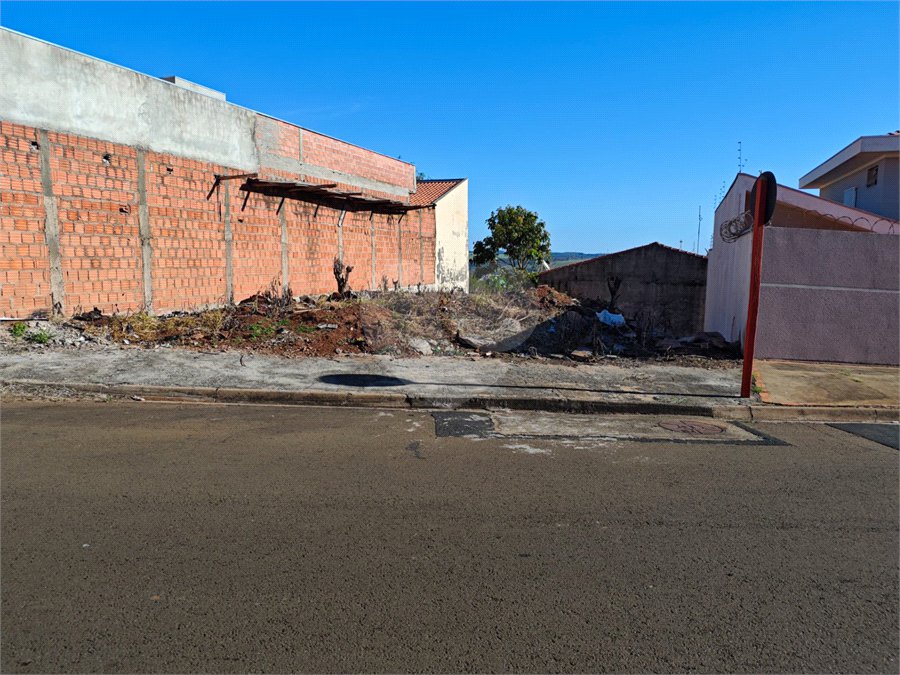 Terreno à Venda de 253 m² em Bairro em Desenvolvimento – Excelente Localização Próximo ao Comércio