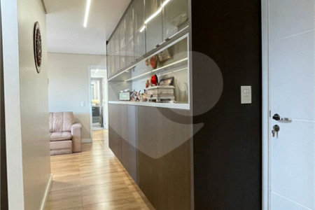 Apartamento à venda com 4 quartos, sendo 2 suítes, em Pinheiros, São Paulo, SP