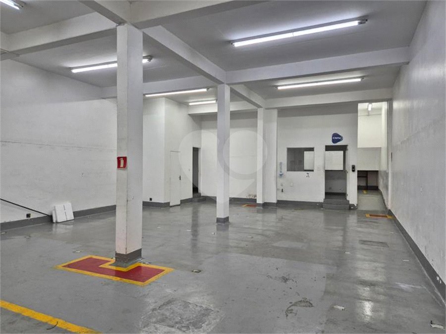 Prédio à venda em Cambuci, São Paulo, SP