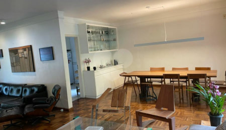 Casa à venda com 4 quartos, sendo 1 suíte,  em Vila Morumbi, São Paulo, SP
