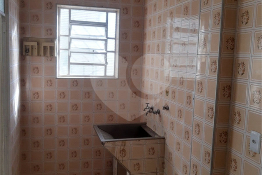 Casa à venda com 5 quartos, sendo 2 suítes, em Santana, São Paulo, SP