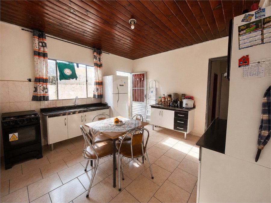 Casa à venda com 2 quartos em Vila Piedade, Itapetininga, SP