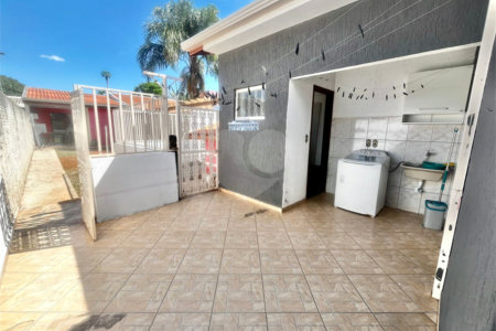 Casa à venda com 3 quartos, sendo 1 suíte, em Jardim Bela Vista, Itapetininga, SP