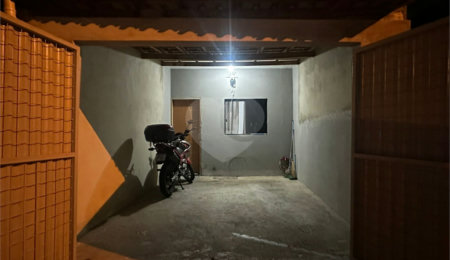 Casa de Vila para alugar com 2 quartos em Lopes de Oliveira, Sorocaba, SP