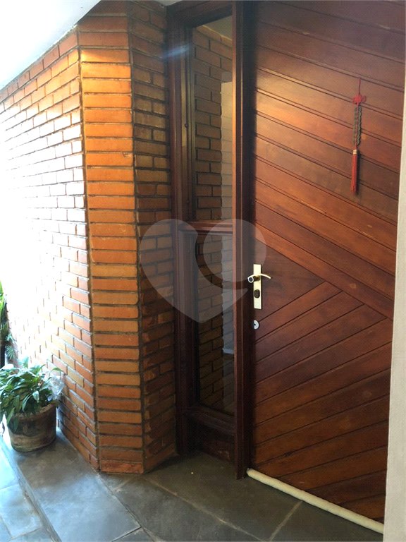 Casa Térrea Assobradada Barro branco 4 dorms 7 vagas