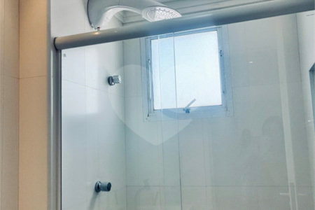 Apartamento à venda com 2 quartos em Parque Maria Domitila, São Paulo, SP