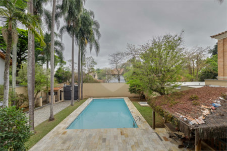 Casa à venda ou para alugar com 5 suítes em Alto da Boa Vista, São Paulo, SP