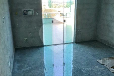 Sobrado à venda com 3 quartos, sendo 1 suíte, em Jardim do Lago, Atibaia, SP
