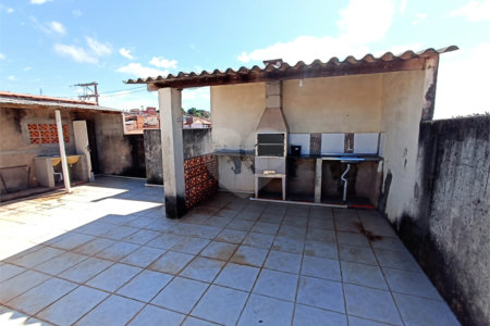 Casa à venda com 4 quartos, sendo 1 suíte, em Vila Belo Horizonte, Itapetininga, SP