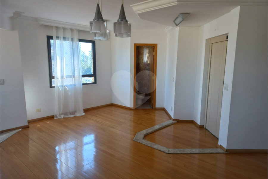 Apartamento à venda com 3 quartos, sendo 2 suítes, em Santana, São Paulo, SP
