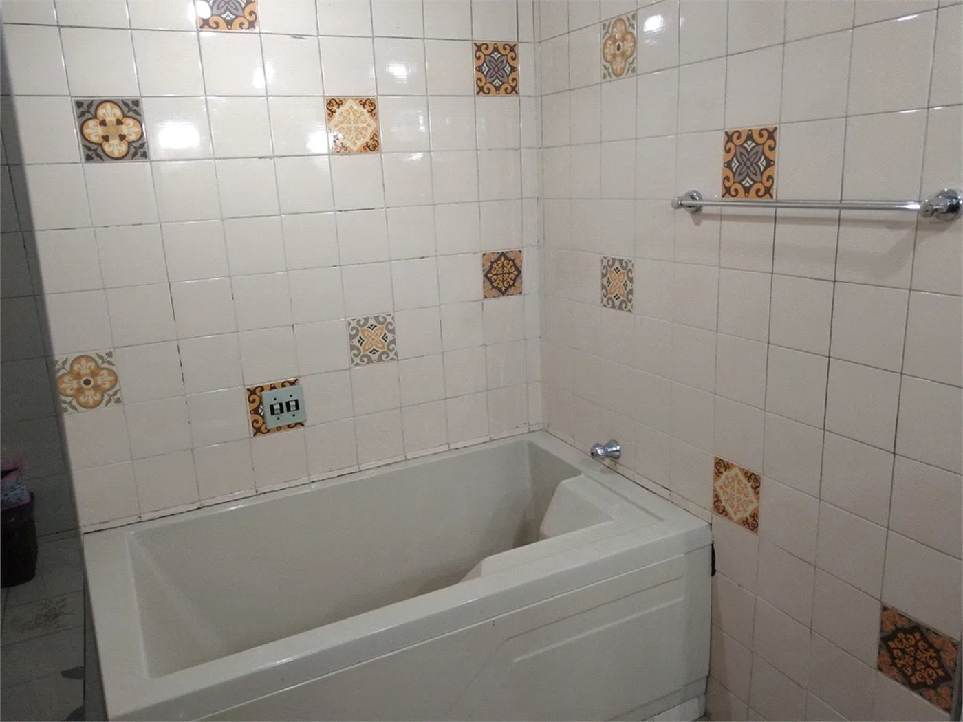 Casa à venda com 7 quartos, sendo 1 suíte, em Lapa, São Paulo, SP