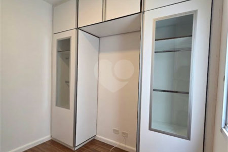 Apartamento à venda com 2 quartos em Jardim Barbacena, Cotia, SP