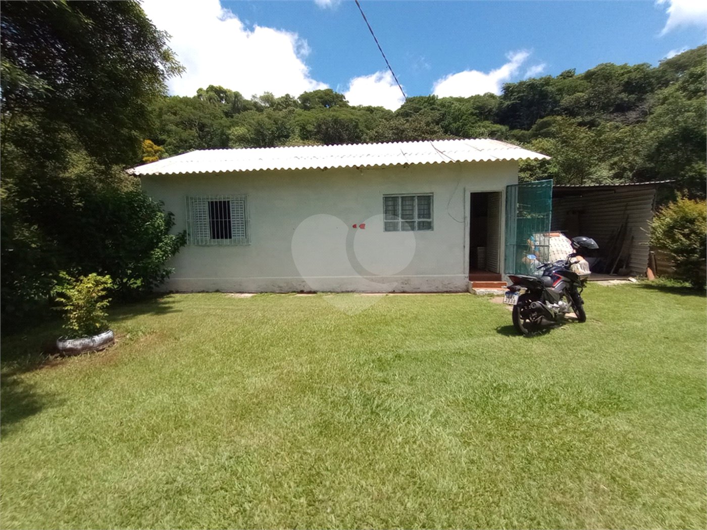 Sítio à venda com 2 quartos em Vila Sottemo, Itapetininga, SP