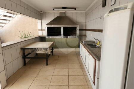 Apartamento à venda com 4 quartos, sendo 2 suítes, no Centro, Araraquara, SP