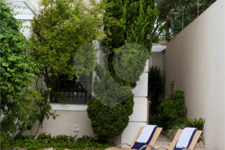 Casa à venda com 4 suítes em Morumbi, São Paulo, SP