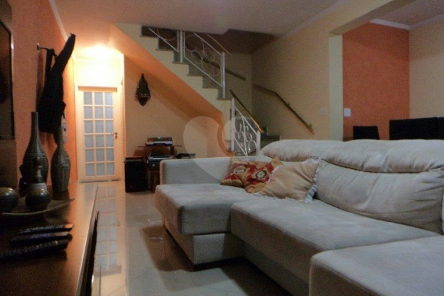 Sobrado à venda com 3 quartos, sendo 1 suíte, em Vila Guilherme, São Paulo, SP