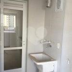 Condomínio Biografia Apartamento com 69m2 com 2 dormitórios e 1 vaga.Aceita Permuta