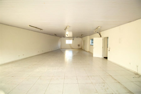 Salão Comercial para alugar no Centro, São Roque, SP