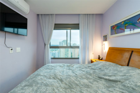 Apartamento à venda com 3 suítes em Campo Belo, São Paulo, SP