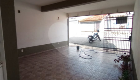 Casa à venda com 3 quartos, sendo 1 suíte, em Central Parque 4-l, Itapetininga, SP
