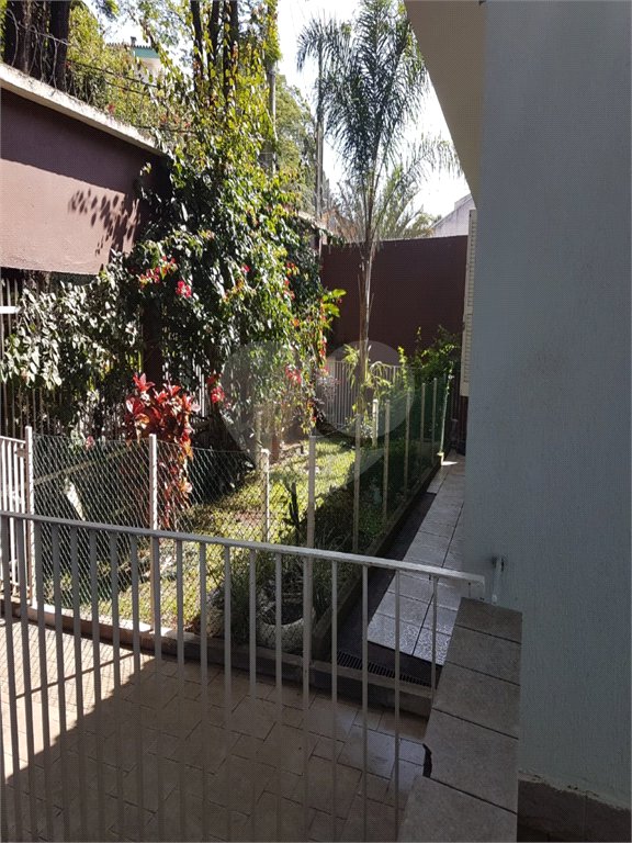 Casa à venda com 4 quartos, sendo 2 suítes, no condomínio Ibiratiba, São Paulo - SP