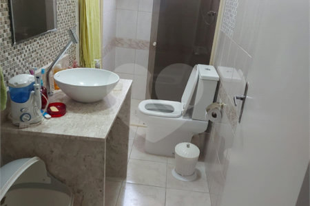 Casa à venda com 5 quartos, sendo 1 suíte, em Vila Medeiros, São Paulo, SP