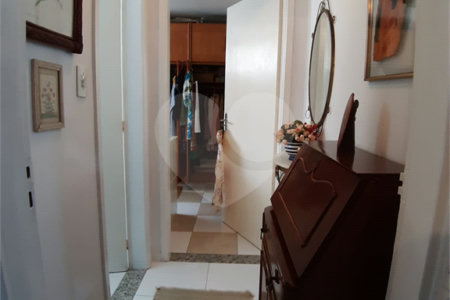 Casa à venda com 3 quartos, sendo 1 suíte, em Jardim Leonor Mendes de Barros, São Paulo, SP