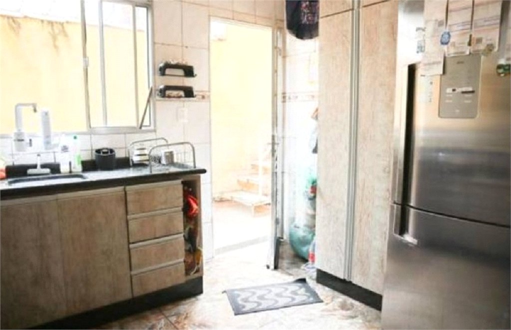 Casa à venda com 3 quartos, sendo 1 suíte,  em Vila Nova Carolina, São Paulo, SP