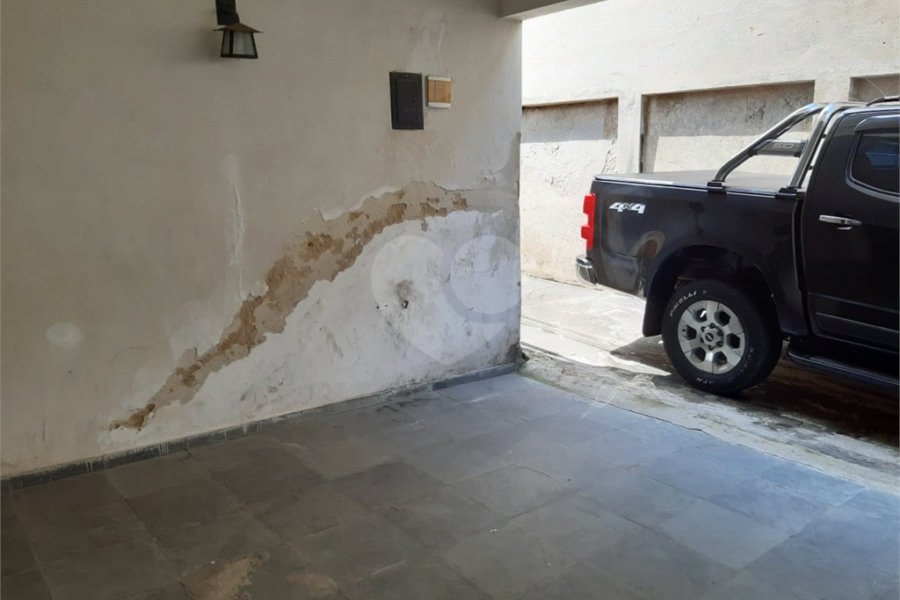 Casa à venda com 3 quartos, sendo 1 suíte, no condomínio Sem Nome, São Paulo - SP